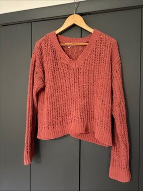 Women’s Dusty Rose Open-Knit V-Neck Sweater Medium